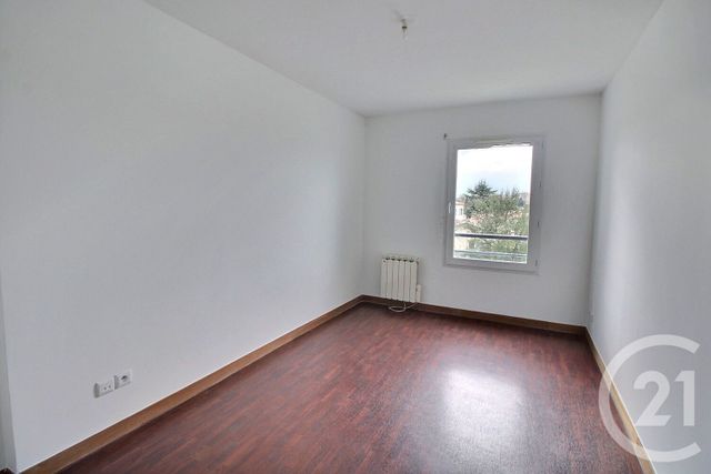 Appartement T3 à vendre - 3 pièces - 65.6 m2 - VILLENAVE D ORNON - 33 - AQUITAINE - Century 21 Talent Immobilier