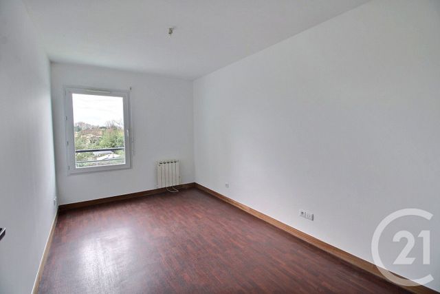 Appartement T3 à vendre - 3 pièces - 65.6 m2 - VILLENAVE D ORNON - 33 - AQUITAINE - Century 21 Talent Immobilier