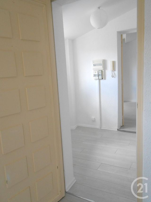 Appartement F2 à louer - 2 pièces - 40.0 m2 - BORDEAUX - 33 - AQUITAINE - Century 21 Talent Immobilier