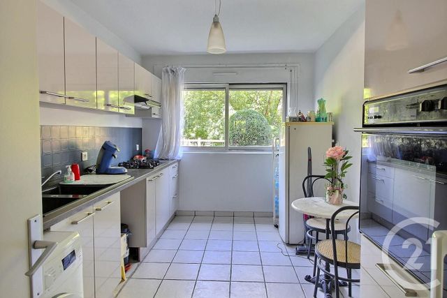 Appartement F4 à vendre - 4 pièces - 86.05 m2 - TALENCE - 33 - AQUITAINE - Century 21 Talent Immobilier Appartement F4 à vendre - 4 pièces - 86.05 m2 - TALENCE - 33 - AQUITAINE - Century 21 Talent Immobilier