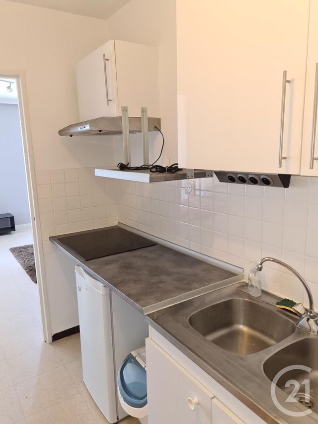 Appartement T1 à louer - 1 pièce - 34.29 m2 - PESSAC - 33 - AQUITAINE - Century 21 Talent Immobilier Appartement T1 à louer - 1 pièce - 34.29 m2 - PESSAC - 33 - AQUITAINE - Century 21 Talent Immobilier