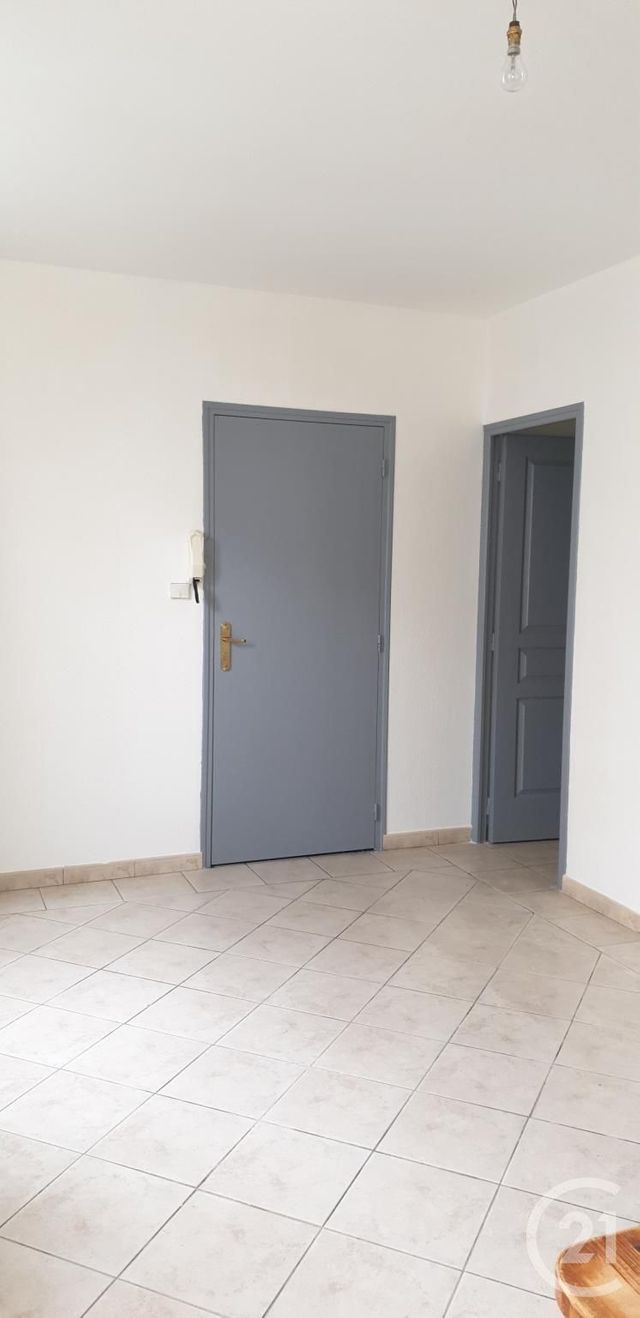Appartement F2 à louer - 2 pièces - 30.0 m2 - BORDEAUX - 33 - AQUITAINE - Century 21 Talent Immobilier Appartement F2 à louer - 2 pièces - 30.0 m2 - BORDEAUX - 33 - AQUITAINE - Century 21 Talent Immobilier