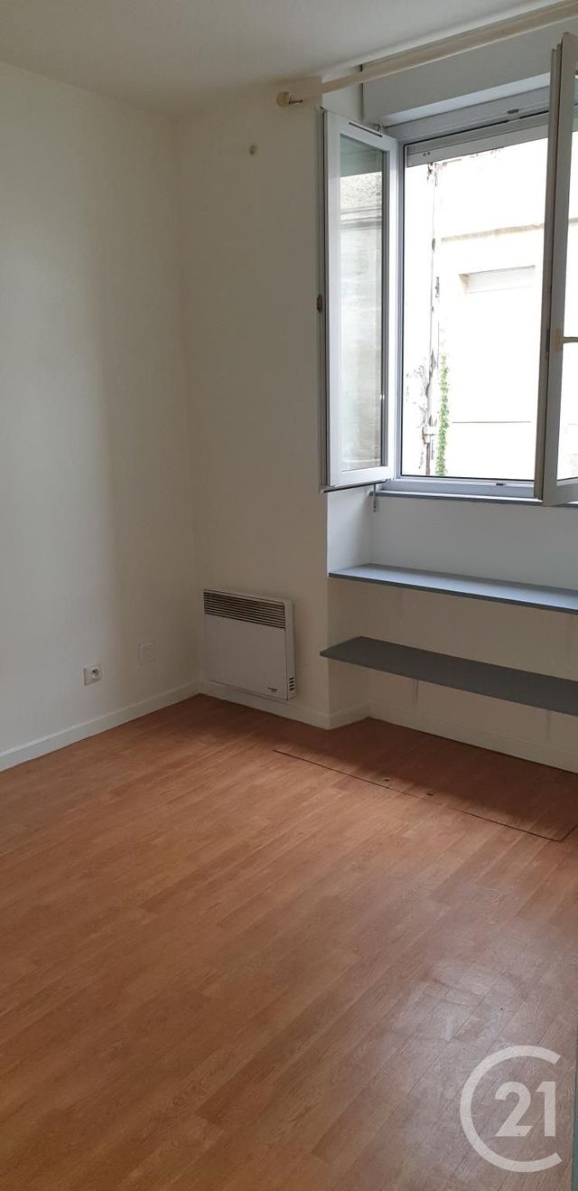 Appartement F2 à louer - 2 pièces - 30.0 m2 - BORDEAUX - 33 - AQUITAINE - Century 21 Talent Immobilier Appartement F2 à louer - 2 pièces - 30.0 m2 - BORDEAUX - 33 - AQUITAINE - Century 21 Talent Immobilier