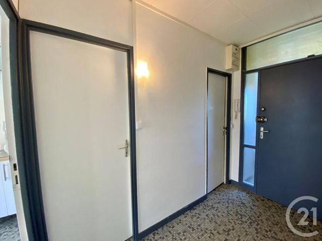 Appartement T4 à louer - 4 pièces - 66.96 m2 - LE BOUSCAT - 33 - AQUITAINE - Century 21 Talent Immobilier