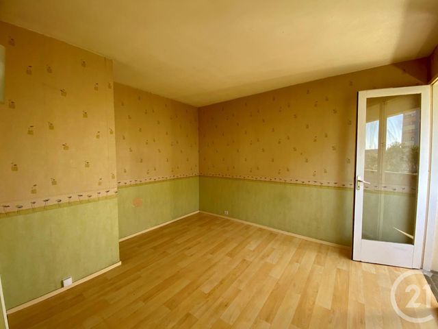 Appartement T4 à louer - 4 pièces - 66.96 m2 - LE BOUSCAT - 33 - AQUITAINE - Century 21 Talent Immobilier