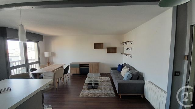 Appartement à louer - 2 pièces - 48.76 m2 - BORDEAUX - 33 - AQUITAINE - Century 21 Talent Immobilier