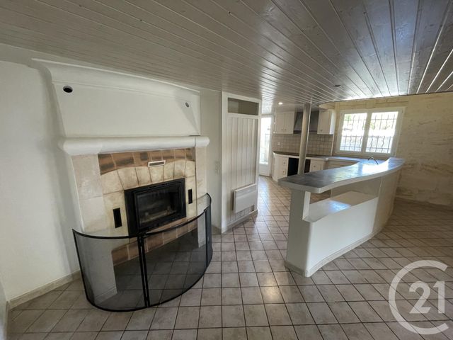 maison à louer - 4 pièces - 138.14 m2 - CAMBLANES ET MEYNAC - 33 - AQUITAINE - Century 21 Talent Immobilier