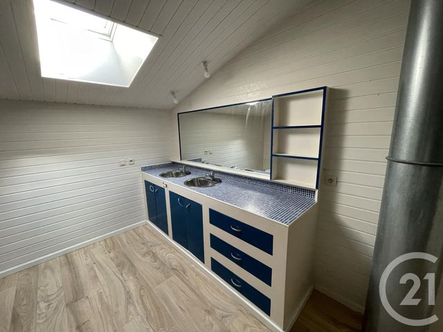 maison à louer - 4 pièces - 138.14 m2 - CAMBLANES ET MEYNAC - 33 - AQUITAINE - Century 21 Talent Immobilier