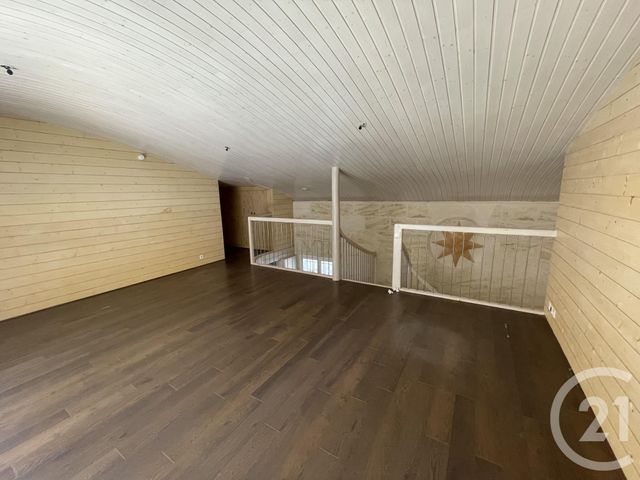 maison à louer - 4 pièces - 138.14 m2 - CAMBLANES ET MEYNAC - 33 - AQUITAINE - Century 21 Talent Immobilier