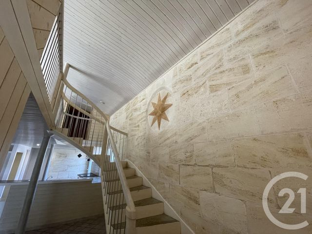 maison à louer - 4 pièces - 138.14 m2 - CAMBLANES ET MEYNAC - 33 - AQUITAINE - Century 21 Talent Immobilier