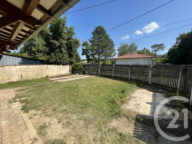 maison à louer - 4 pièces - 138.14 m2 - CAMBLANES ET MEYNAC - 33 - AQUITAINE - Century 21 Talent Immobilier