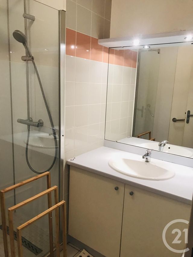 Appartement T4 à louer - 4 pièces - 86.0 m2 - BORDEAUX - 33 - AQUITAINE - Century 21 Talent Immobilier