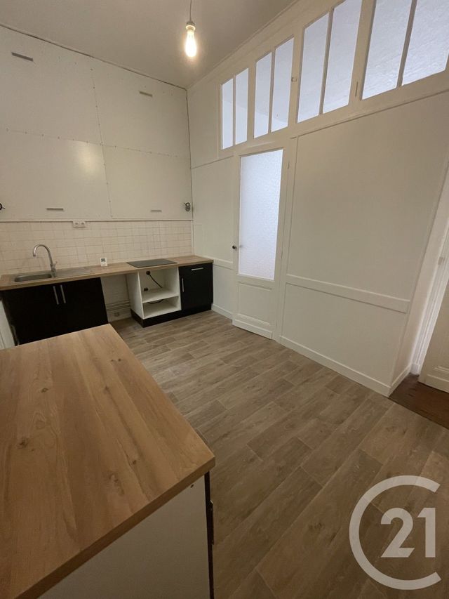 Appartement F2 à louer - 2 pièces - 56.1 m2 - BORDEAUX - 33 - AQUITAINE - Century 21 Talent Immobilier