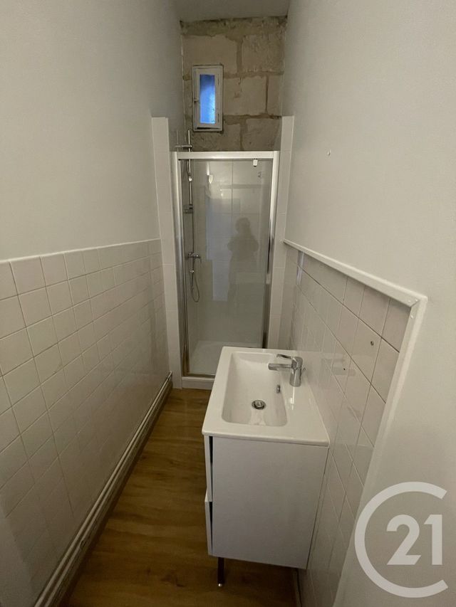Appartement F2 à louer - 2 pièces - 56.1 m2 - BORDEAUX - 33 - AQUITAINE - Century 21 Talent Immobilier