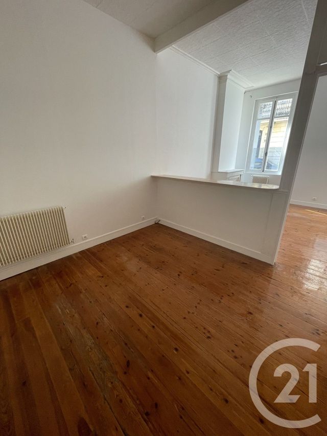 Appartement F2 à louer - 2 pièces - 56.1 m2 - BORDEAUX - 33 - AQUITAINE - Century 21 Talent Immobilier