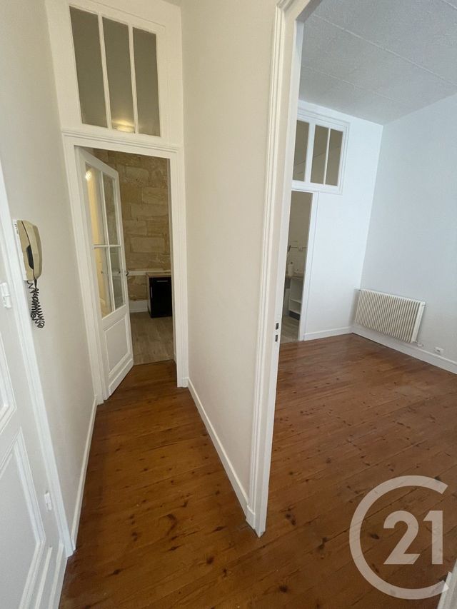 Appartement F2 à louer - 2 pièces - 56.1 m2 - BORDEAUX - 33 - AQUITAINE - Century 21 Talent Immobilier