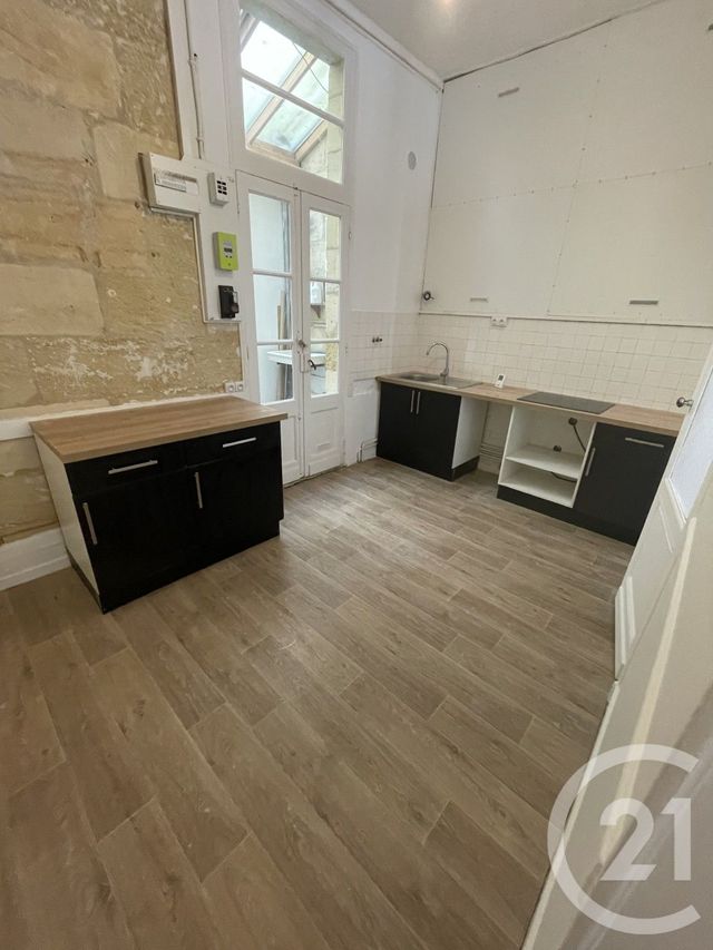 Appartement F2 à louer - 2 pièces - 56.1 m2 - BORDEAUX - 33 - AQUITAINE - Century 21 Talent Immobilier