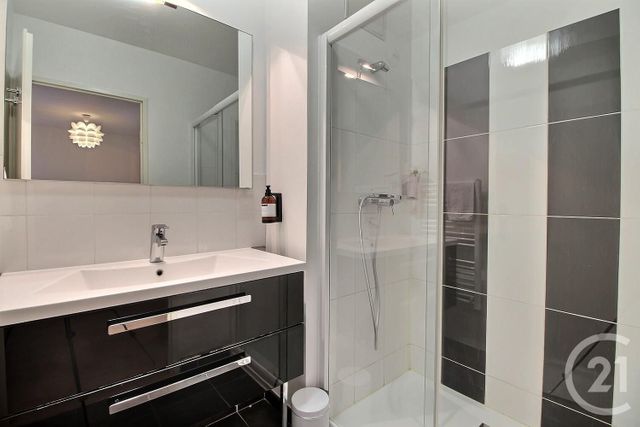 Appartement à vendre - 2 pièces - 53.5 m2 - TALENCE - 33 - AQUITAINE - Century 21 Talent Immobilier