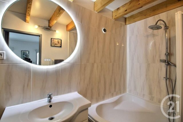 Appartement T3 à vendre - 3 pièces - 68.7 m2 - VILLENAVE D ORNON - 33 - AQUITAINE - Century 21 Talent Immobilier