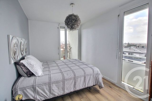 Appartement T4 à vendre - 3 pièces - 75.26 m2 - TALENCE - 33 - AQUITAINE - Century 21 Talent Immobilier