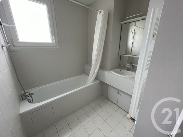 Appartement T3 à louer - 3 pièces - 73.42 m2 - TALENCE - 33 - AQUITAINE - Century 21 Talent Immobilier