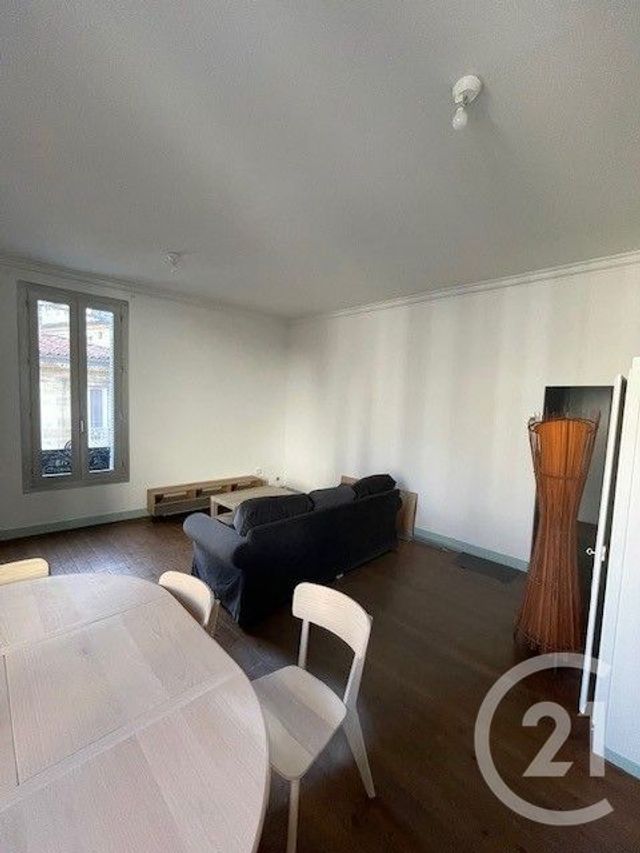 Appartement T3 à louer - 3 pièces - 79.73 m2 - BORDEAUX - 33 - AQUITAINE - Century 21 Talent Immobilier