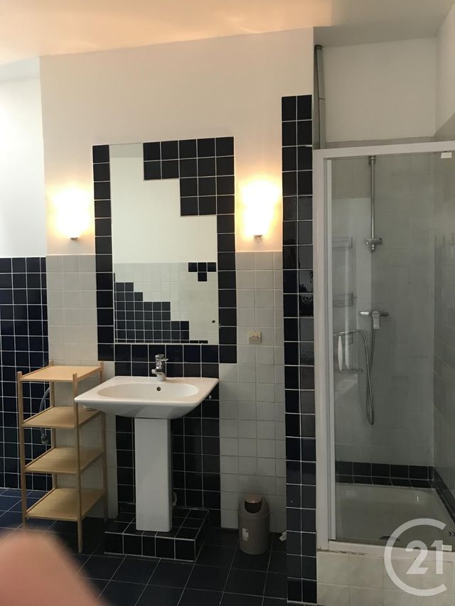 Appartement T3 à louer - 3 pièces - 79.73 m2 - BORDEAUX - 33 - AQUITAINE - Century 21 Talent Immobilier