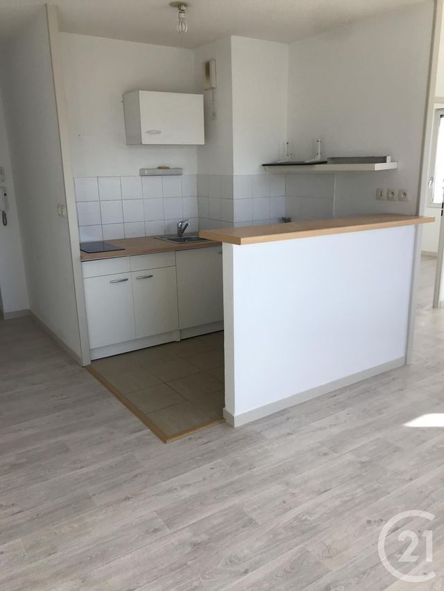 Appartement F2 à louer - 2 pièces - 58.0 m2 - BORDEAUX - 33 - AQUITAINE - Century 21 Talent Immobilier