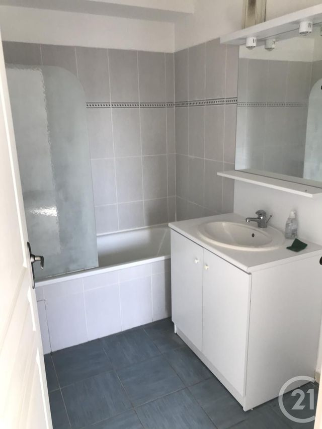 Appartement F2 à louer - 2 pièces - 58.0 m2 - BORDEAUX - 33 - AQUITAINE - Century 21 Talent Immobilier