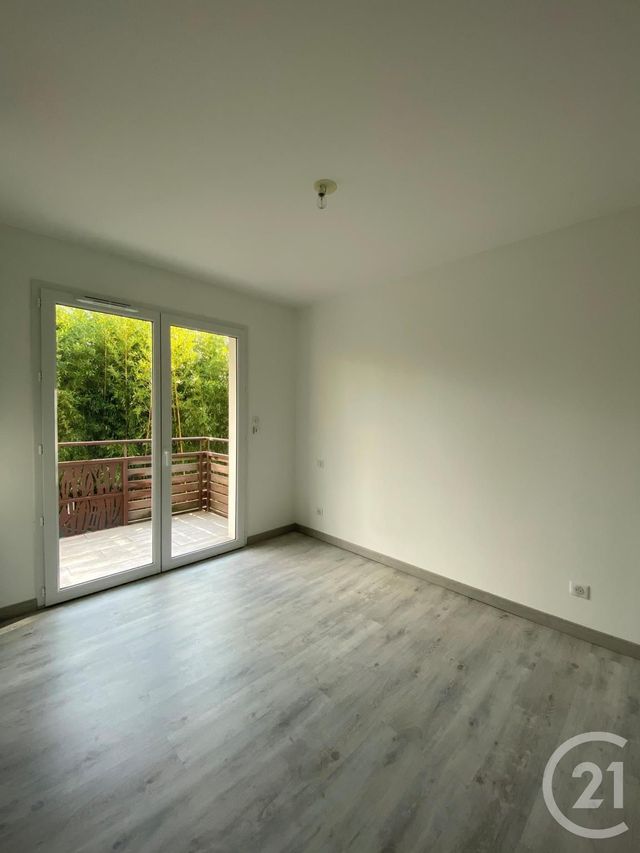 Afficher la photo en grand Appartement T4 à louer - 4 pièces - 89.83 m2 - MERIGNAC - 33 - AQUITAINE - Century 21 Talent Immobilier
