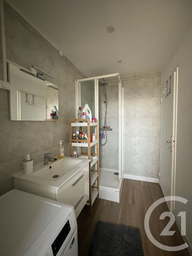 Afficher la photo en grand Appartement T5 à louer - 5 pièces - 76.76 m2 - GRADIGNAN - 33 - AQUITAINE - Century 21 Talent Immobilier