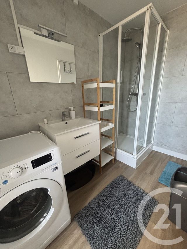 Afficher la photo en grand Appartement T5 à louer - 5 pièces - 76.76 m2 - GRADIGNAN - 33 - AQUITAINE - Century 21 Talent Immobilier