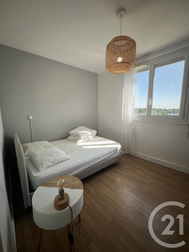 Afficher la photo en grand Appartement T5 à louer - 5 pièces - 76.76 m2 - GRADIGNAN - 33 - AQUITAINE - Century 21 Talent Immobilier