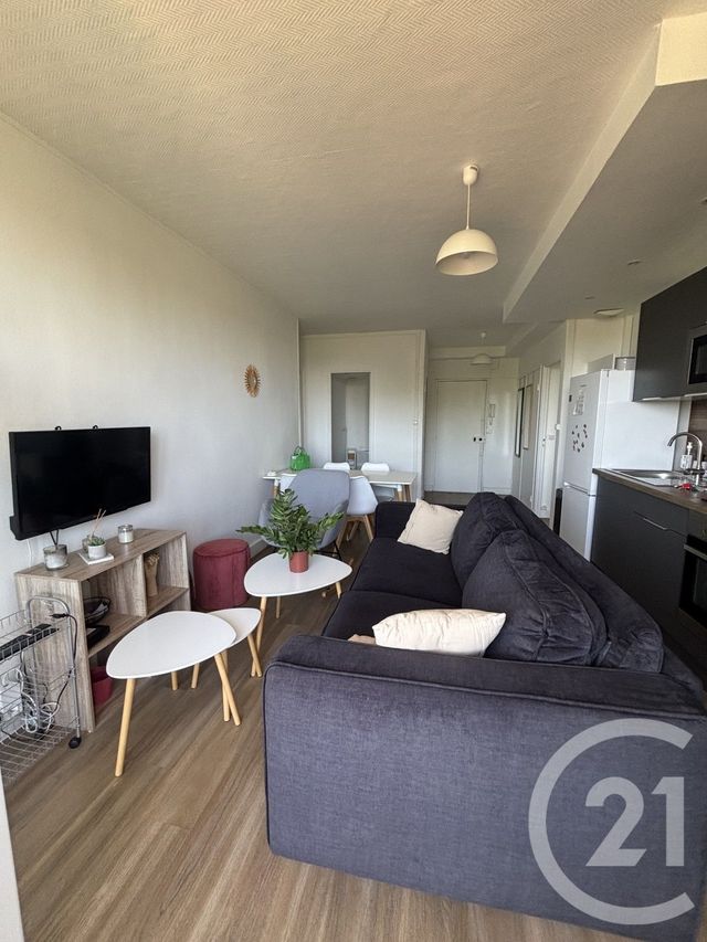 Afficher la photo en grand Appartement T5 à louer - 5 pièces - 76.76 m2 - GRADIGNAN - 33 - AQUITAINE - Century 21 Talent Immobilier
