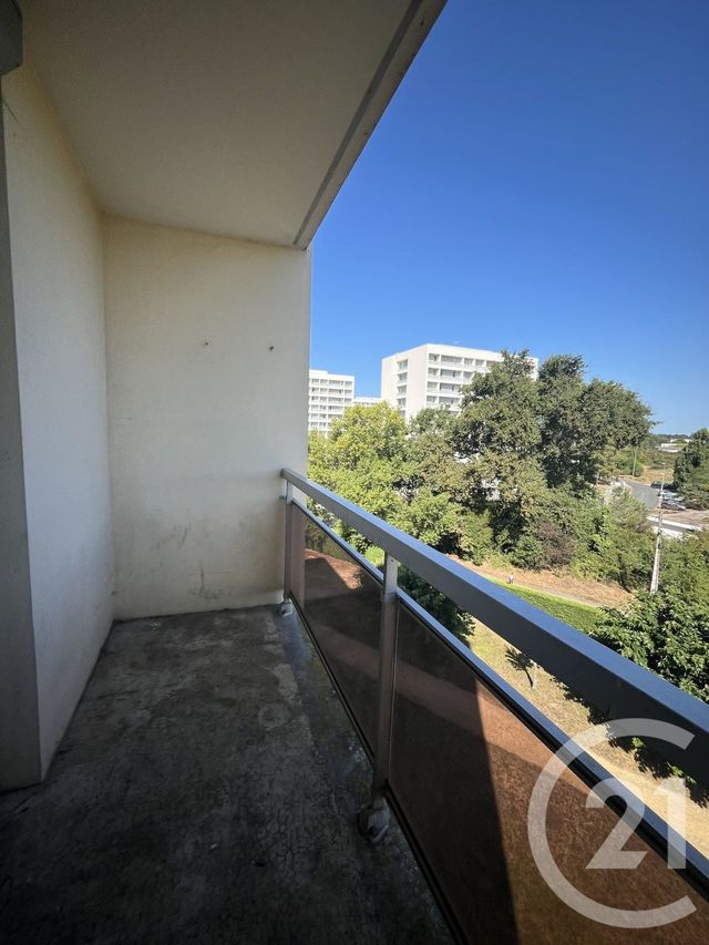Afficher la photo en grand Appartement T5 à louer - 5 pièces - 76.76 m2 - GRADIGNAN - 33 - AQUITAINE - Century 21 Talent Immobilier