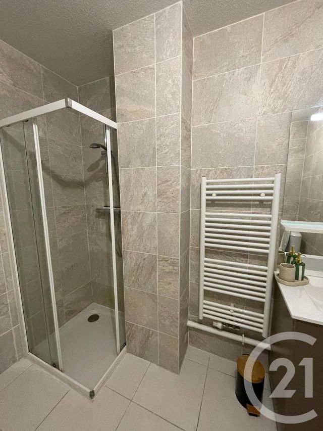 Appartement T2 à louer - 2 pièces - 42.5 m2 - BORDEAUX - 33 - AQUITAINE - Century 21 Talent Immobilier