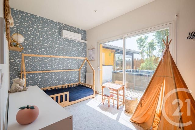 maison à louer - 4 pièces - 137.75 m2 - VILLENAVE D ORNON - 33 - AQUITAINE - Century 21 Talent Immobilier