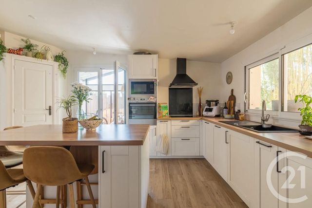 maison à louer - 4 pièces - 137.75 m2 - VILLENAVE D ORNON - 33 - AQUITAINE - Century 21 Talent Immobilier