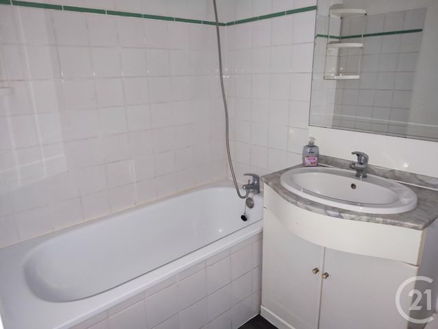 Appartement F2 à louer - 2 pièces - 34.17 m2 - BEGLES - 33 - AQUITAINE - Century 21 Talent Immobilier