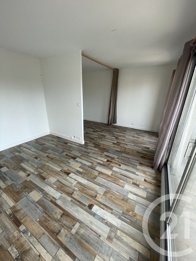 Appartement T1 à louer - 1 pièce - 31.17 m2 - BORDEAUX - 33 - AQUITAINE - Century 21 Talent Immobilier