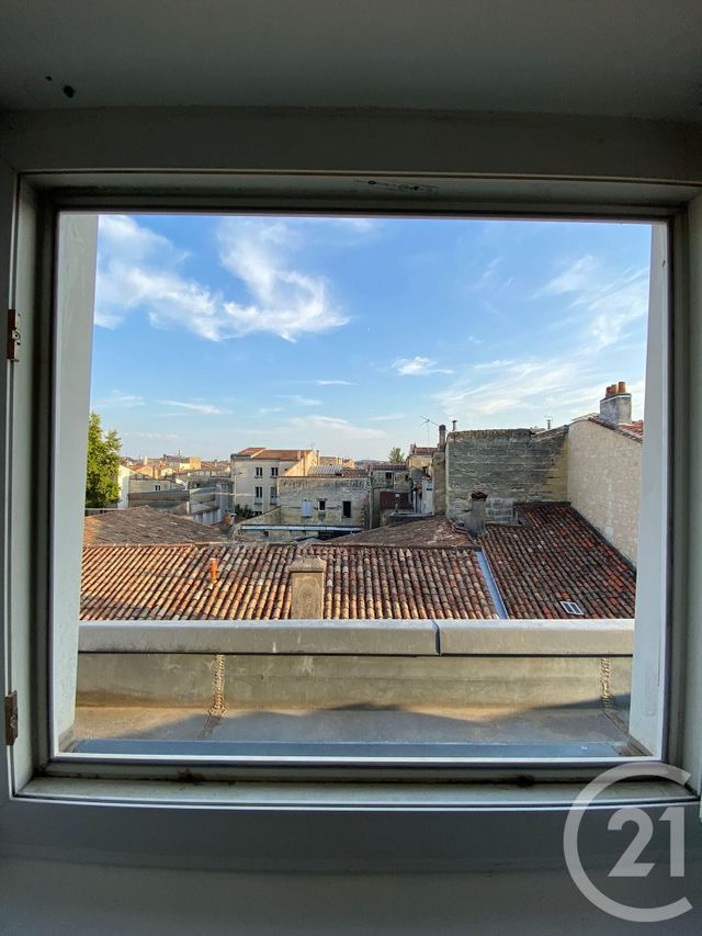 Appartement T1 à louer - 3 pièces - 41.3 m2 - BORDEAUX - 33 - AQUITAINE - Century 21 Talent Immobilier