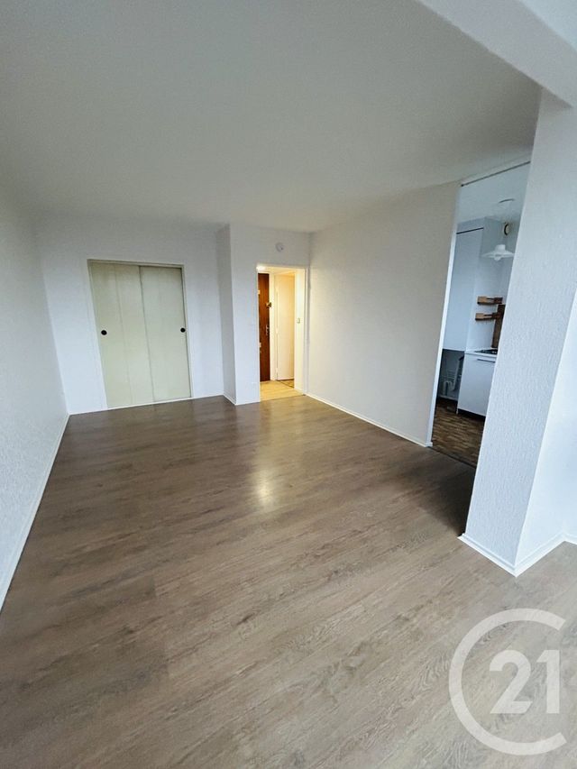 Appartement T1 à louer - 1 pièce - 27.84 m2 - BORDEAUX - 33 - AQUITAINE - Century 21 Talent Immobilier