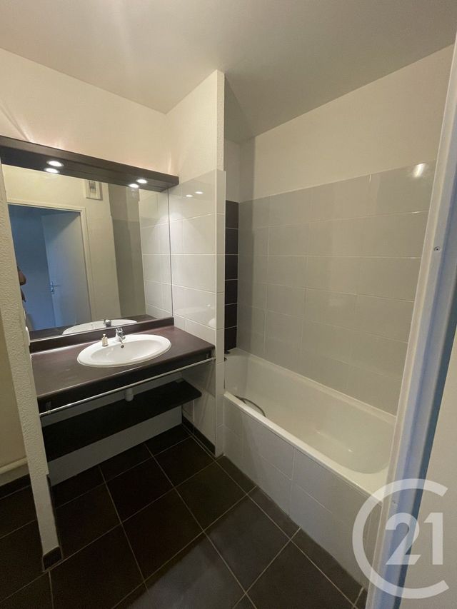 Appartement F2 à louer - 2 pièces - 34.6 m2 - EYSINES - 33 - AQUITAINE - Century 21 Talent Immobilier