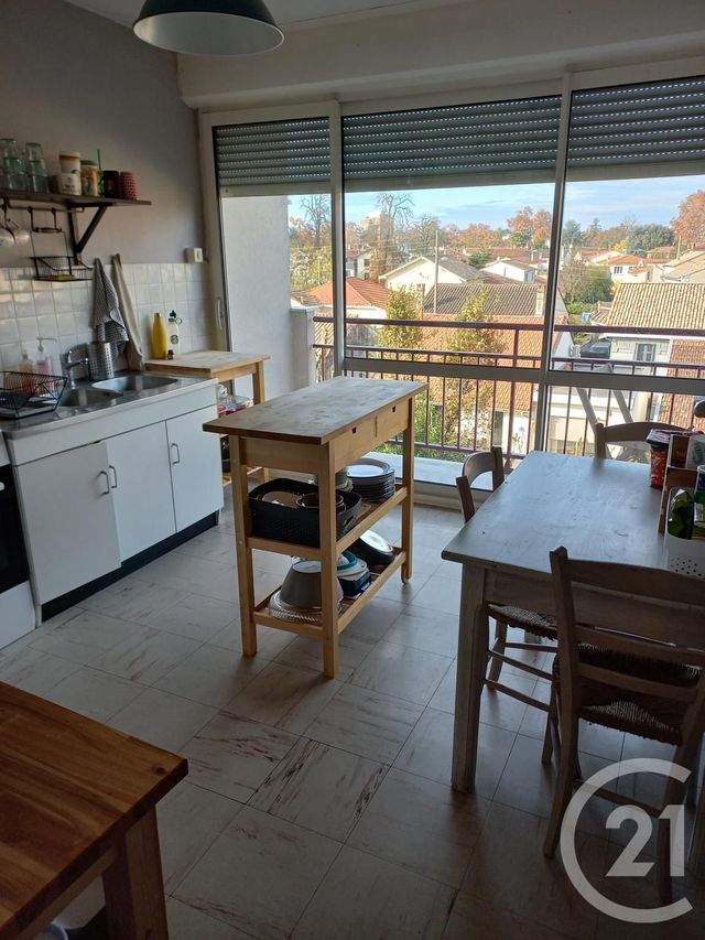 Appartement T1 à louer - 1 pièce - 42.33 m2 - TALENCE - 33 - AQUITAINE - Century 21 Talent Immobilier