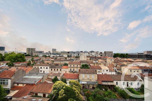 Appartement F4 à vendre - 4 pièces - 78.53 m2 - BORDEAUX - 33 - AQUITAINE - Century 21 Talent Immobilier