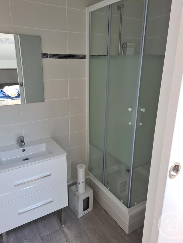 Appartement T2 à louer - 2 pièces - 19.0 m2 - BORDEAUX - 33 - AQUITAINE - Century 21 Talent Immobilier