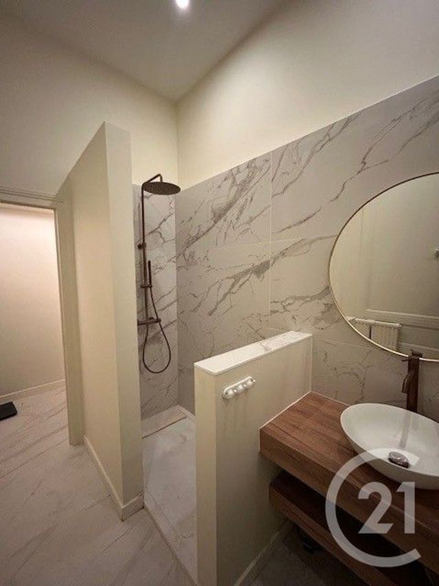 Appartement T2 à louer - 2 pièces - 93.3 m2 - BORDEAUX - 33 - AQUITAINE - Century 21 Talent Immobilier