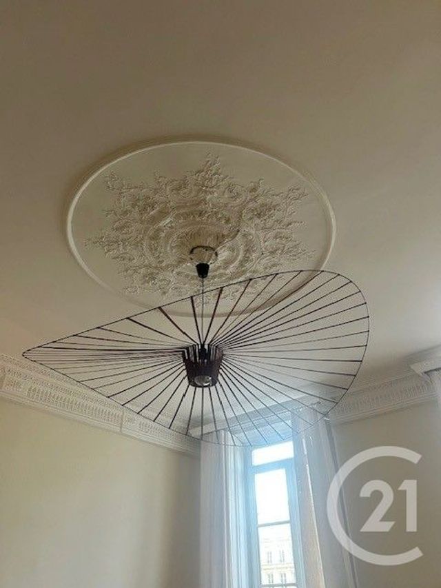 Appartement T2 à louer - 2 pièces - 93.3 m2 - BORDEAUX - 33 - AQUITAINE - Century 21 Talent Immobilier