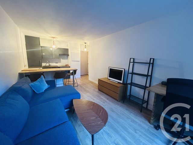 Appartement T2 à louer - 2 pièces - 37.5 m2 - BORDEAUX - 33 - AQUITAINE - Century 21 Talent Immobilier