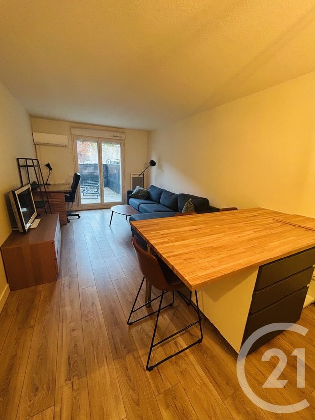 Appartement T2 à louer - 2 pièces - 37.5 m2 - BORDEAUX - 33 - AQUITAINE - Century 21 Talent Immobilier